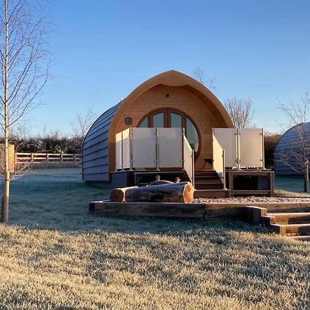 הוילה סטמפורד ברידג' Mingle Dale- Bugthorpe Grange Glamping מראה חיצוני תמונה