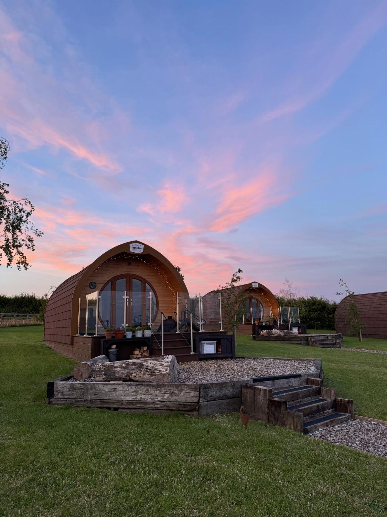 הוילה סטמפורד ברידג' Mingle Dale- Bugthorpe Grange Glamping מראה חיצוני תמונה