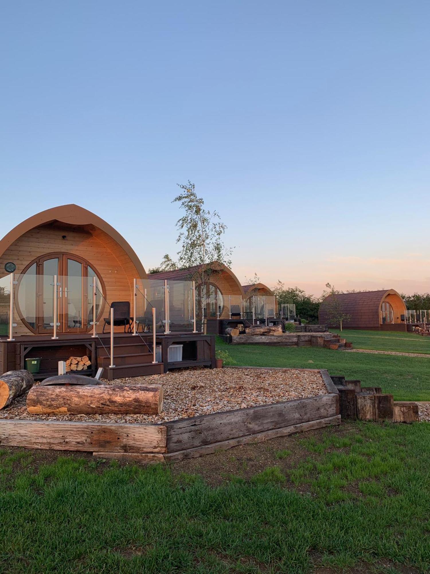 הוילה סטמפורד ברידג' Mingle Dale- Bugthorpe Grange Glamping מראה חיצוני תמונה